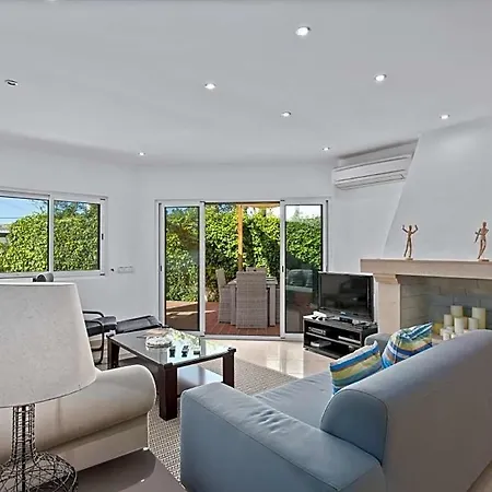 Sleeps 6 With Pool Air Con And Wifi Villa Vilamoura